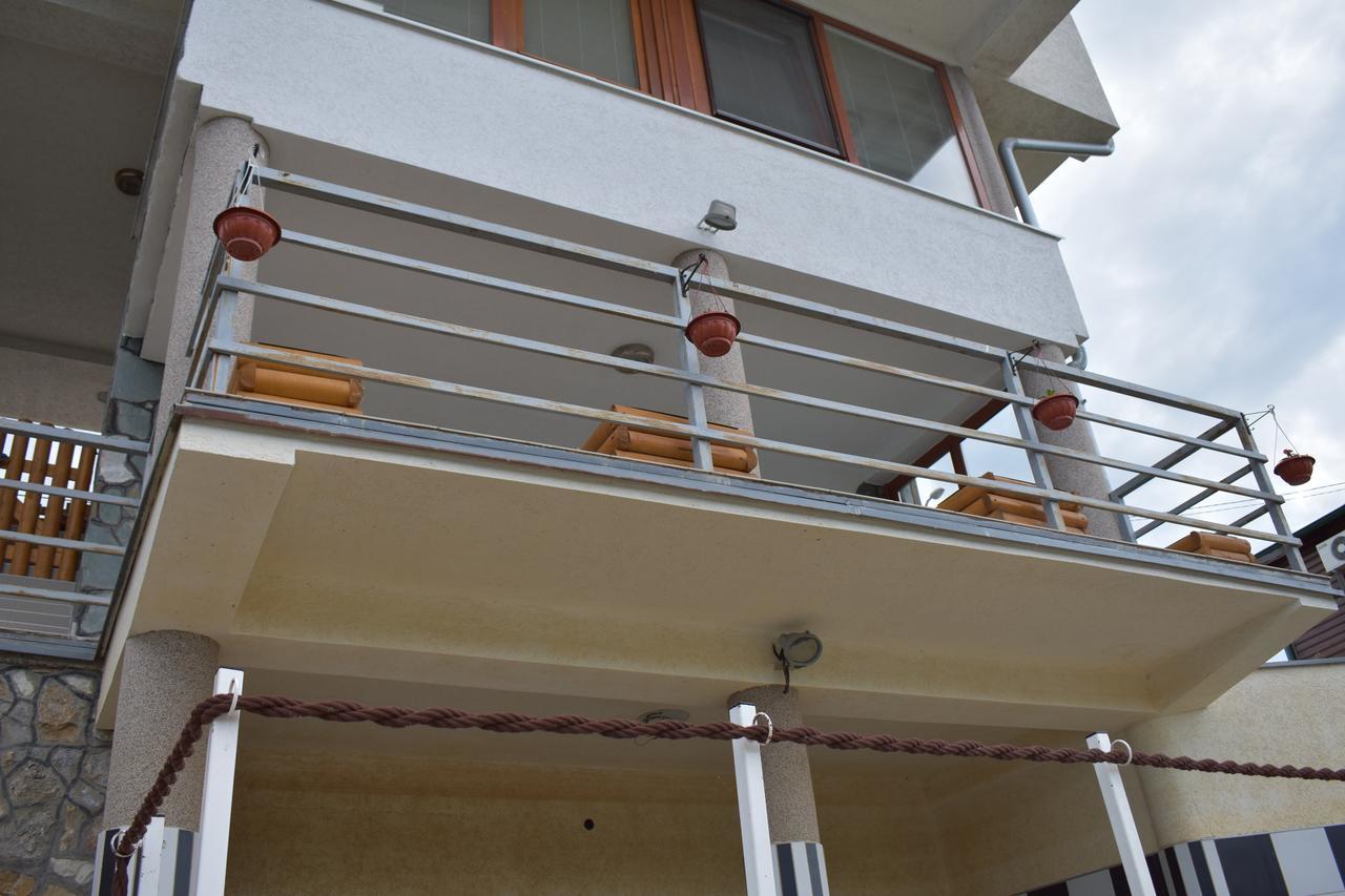 Vila Edu Koncarevo Exterior foto